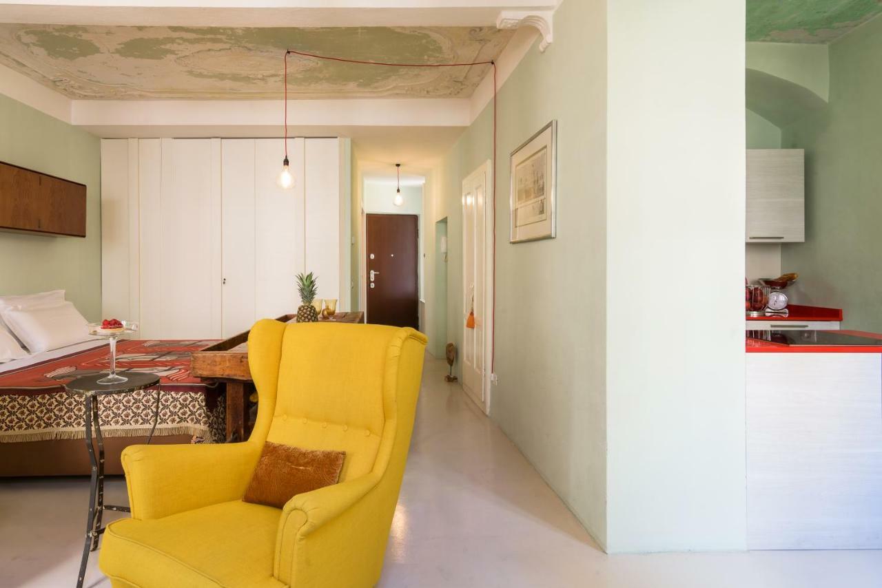 Duomo Luxury Suite - By MyhomeinCôme Extérieur photo